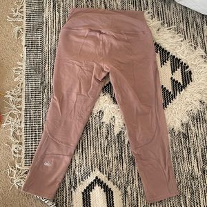 Airbrush coast mesh capri leggings